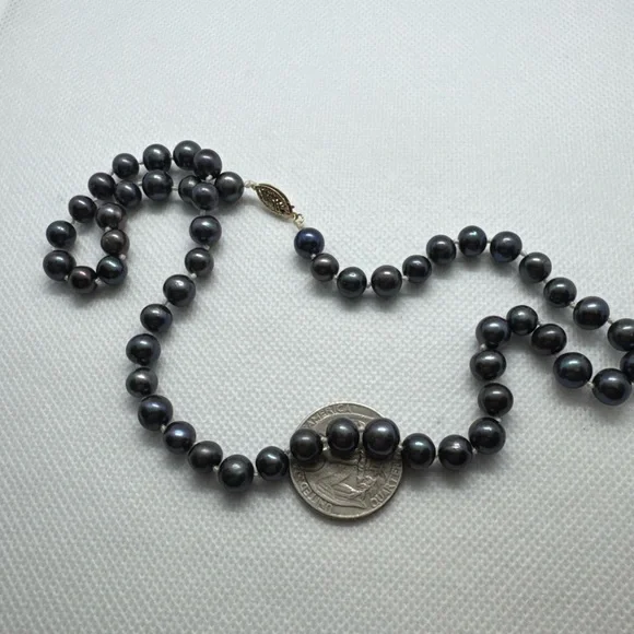 Vintage Tahitian Peacock Rainbow Black Pearl Necklace 14K Gold CLASP 18” - Picture 12 of 14